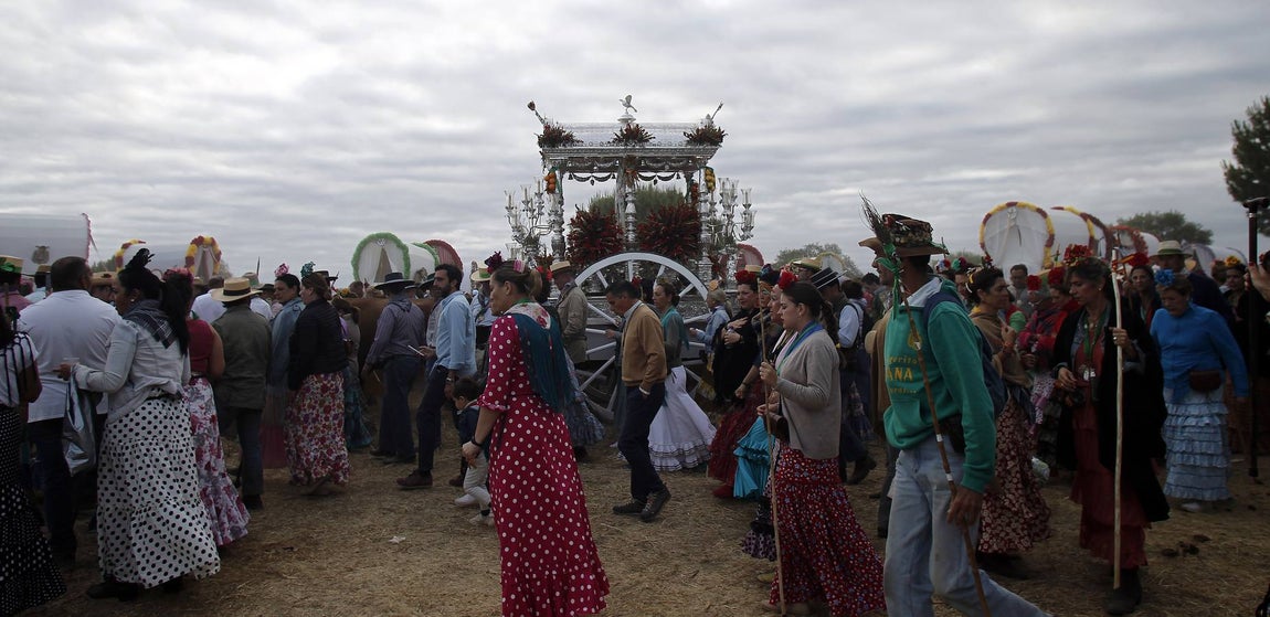En imágenes, las hermandades de Sevilla, Triana y Sevilla Sur por el Quema (I)