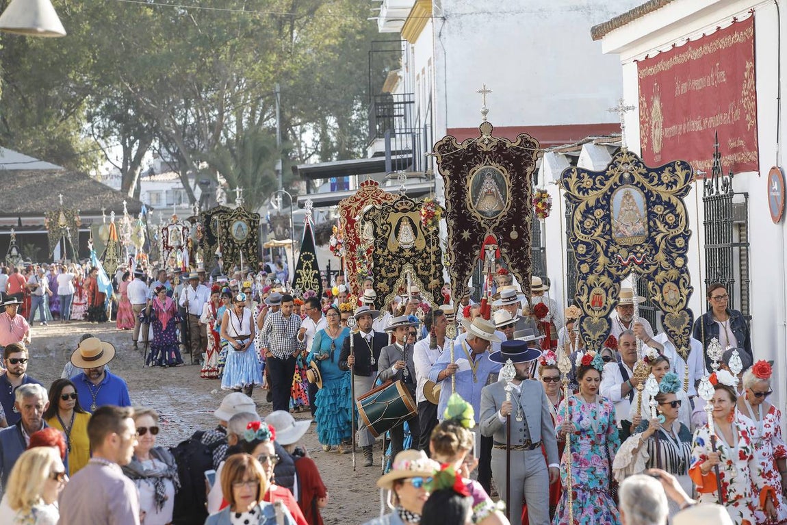 Misa de Pentecostés en El Rocío 2019