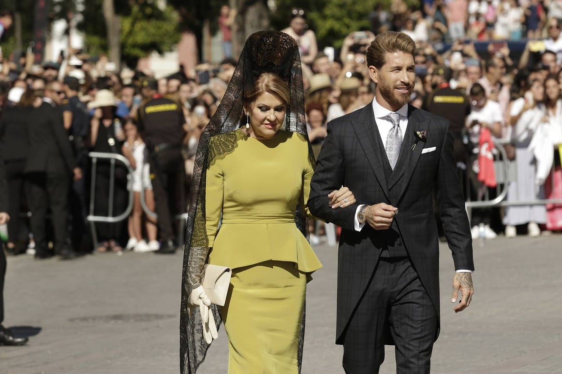 En imágenes, las mejores imágenes que dejó el enlace de Ramos y Pilar Rubio