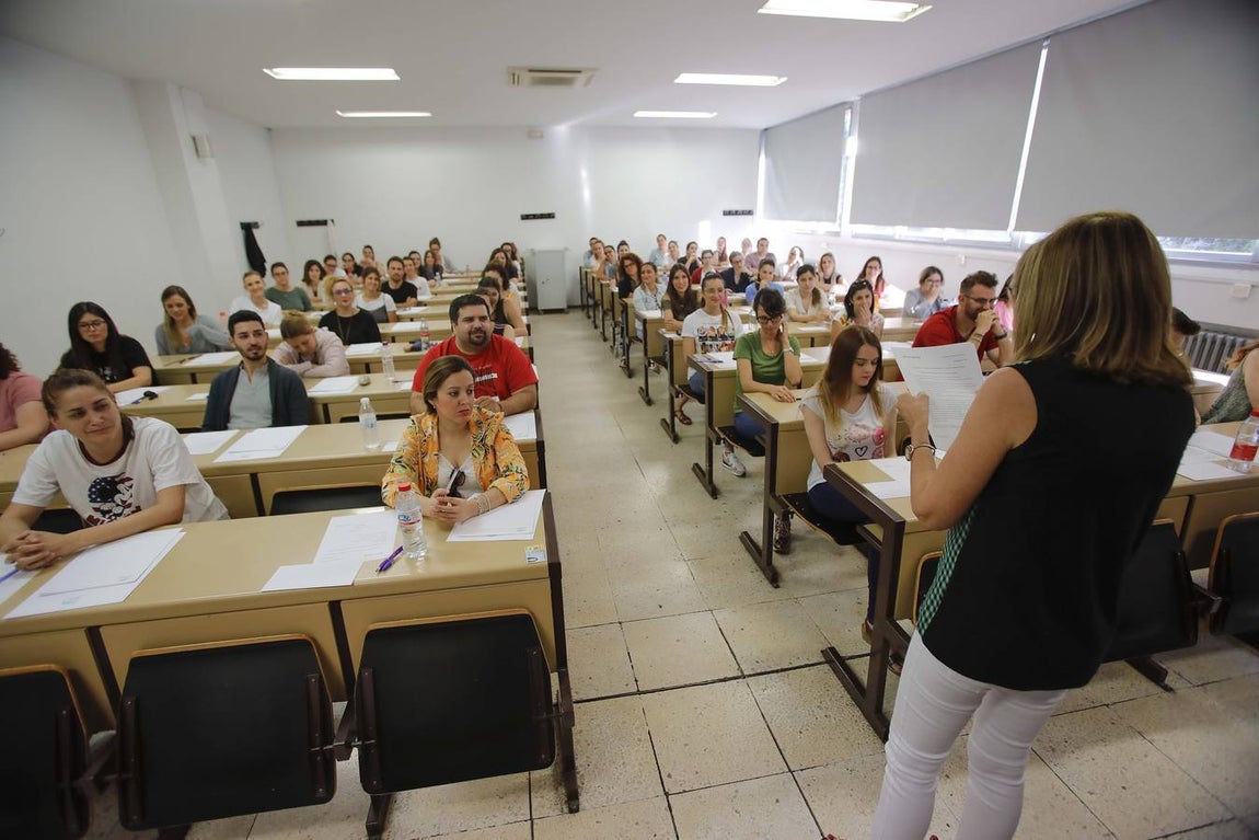 Más de 32.000 personas aspiran en Andalucía a las 3.800 plazas del Cuerpo de Maestros