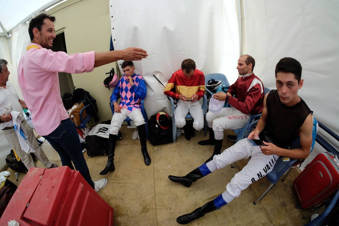 Las carreras de caballos de Sanlúcar, en imágenes