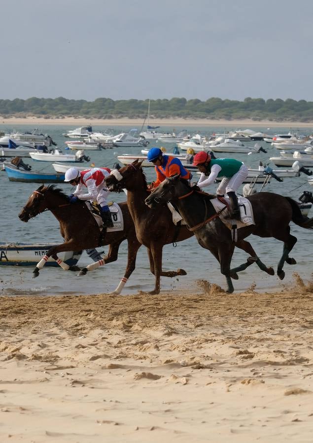 Las carreras de caballos de Sanlúcar, en imágenes