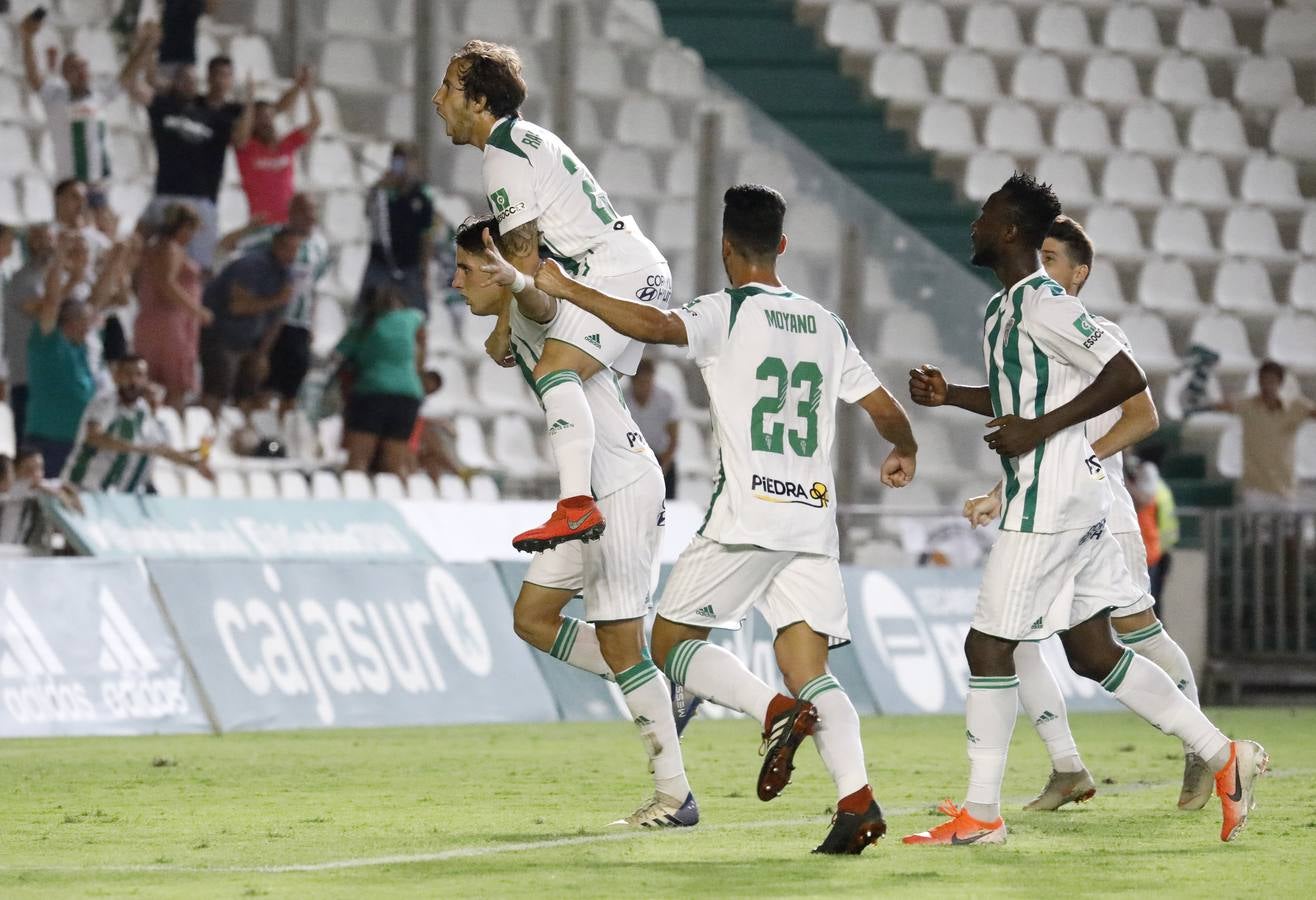En imágenes, la victoria del Córdoba CF ante el Recreativo Granada