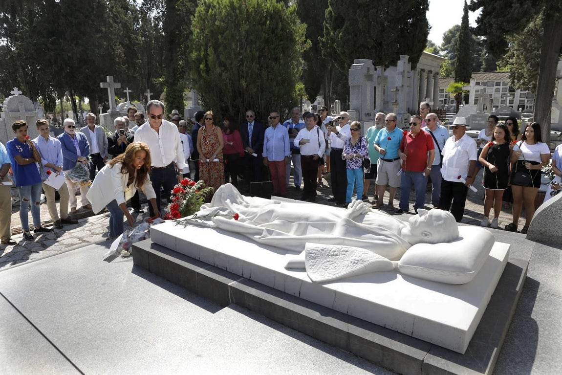 Los homenajes por el 72 aniversario de la muerte de Manolete, en imágenes