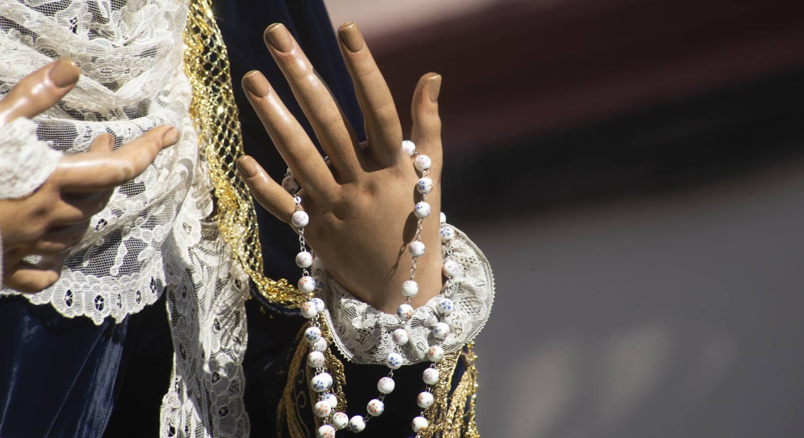 Galería del rosario de la Virgen de las Tristezas