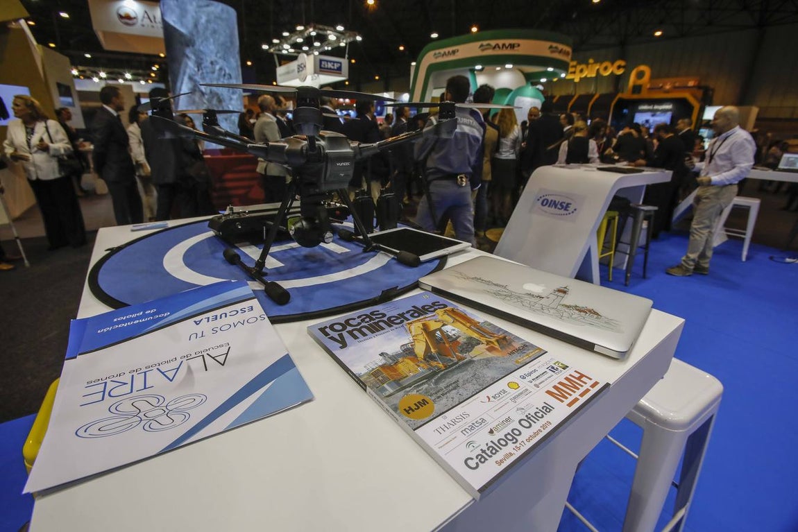 Crónica gráfica del III Salón Internacional de la Minería, que tiene lugar en Sevilla