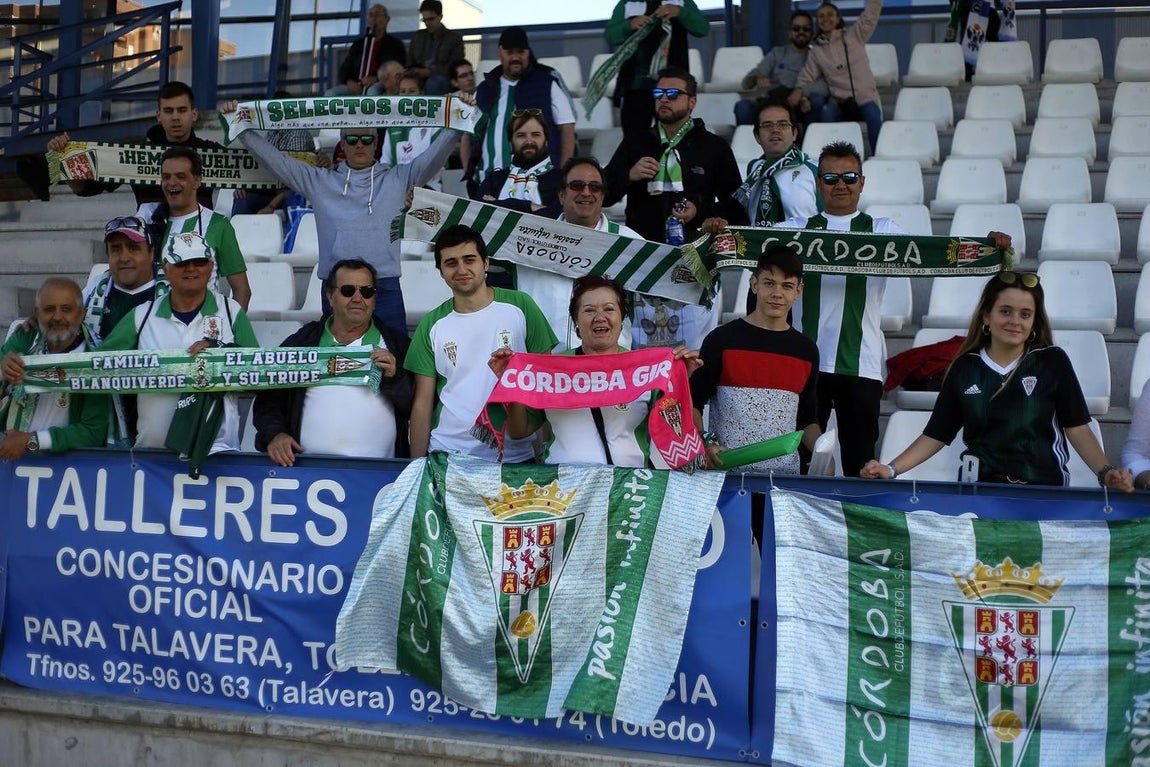 La afición desplazada y las jugadas del Talavera-Córdoba CF, en imágenes