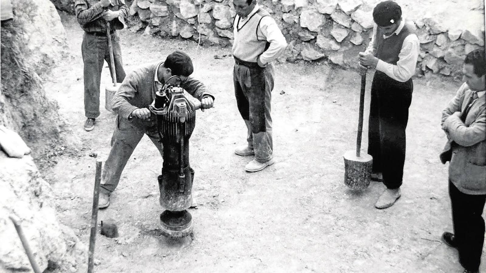 La historia del pantano de Iznájar, en imágenes