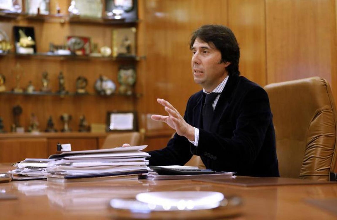 En imágenes, cómo se fabrica la luz navideña en Ximénez Group