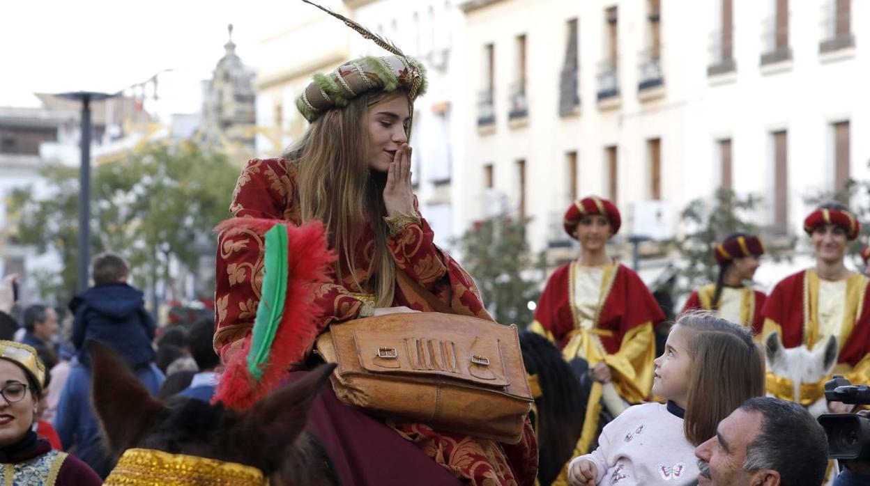 El desfile de la Cartera Real por la calles de Córdoba, en imágenes