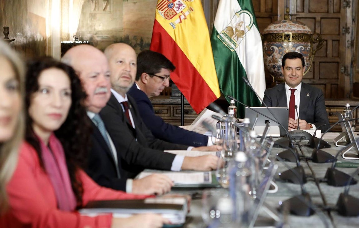 La reunión del Consejo de Gobierno de la Junta en Córdoba, en imágenes