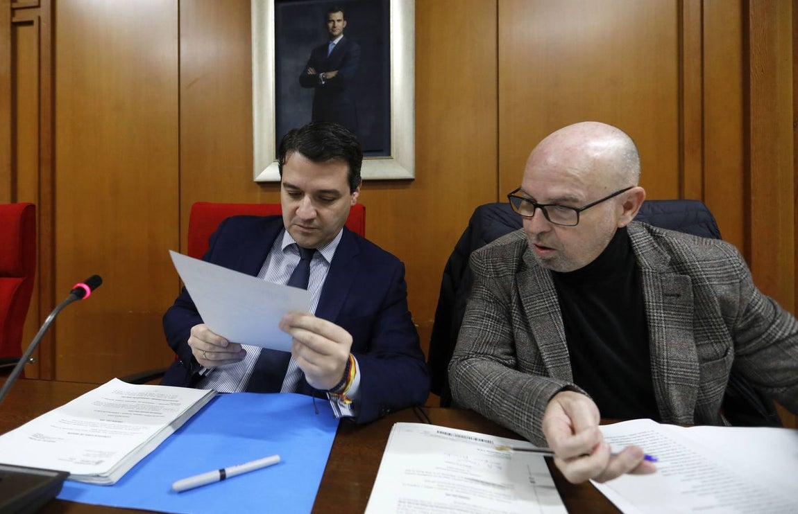 El último Pleno del año en el Ayuntamiento de Córdoba, en imágenes