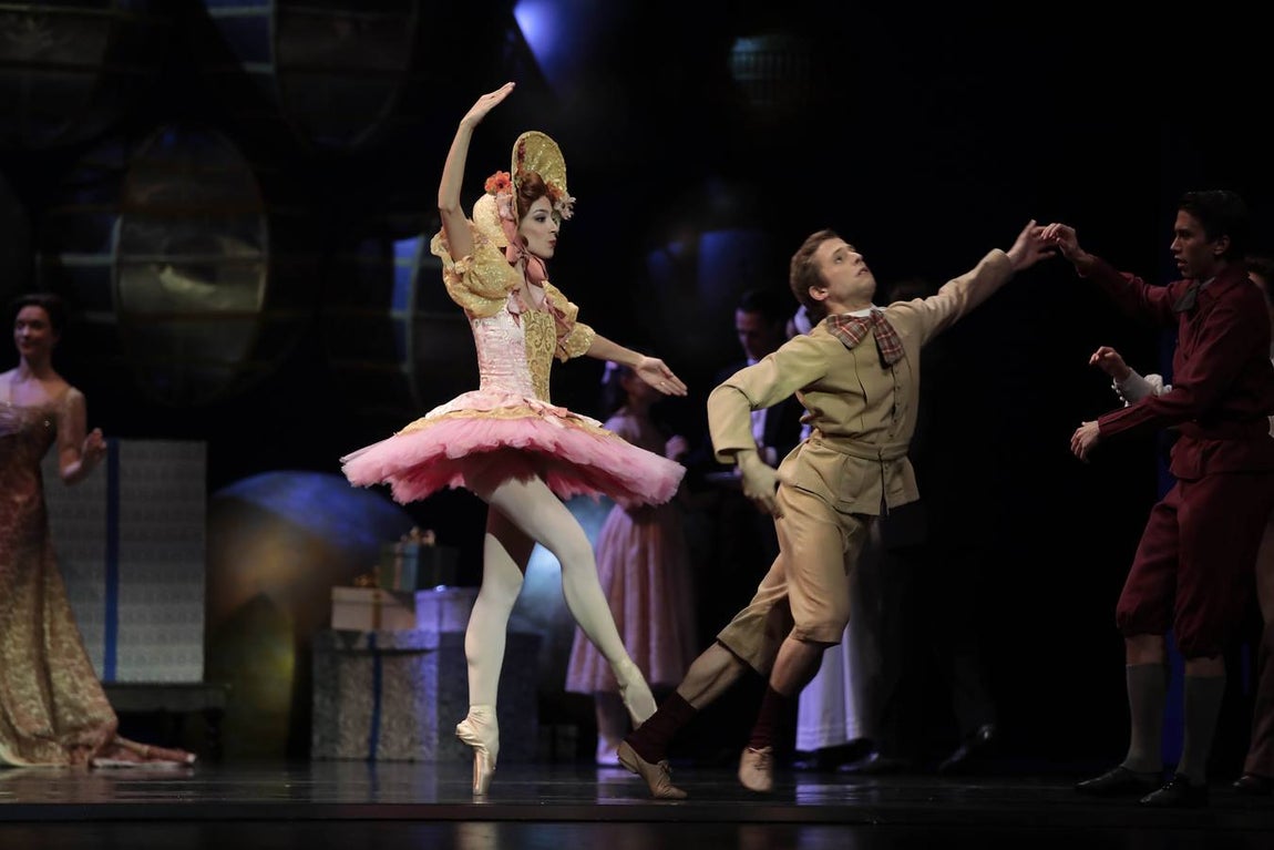 «El Cascanueces» de la Compañía Nacional de Danza, en imágenes