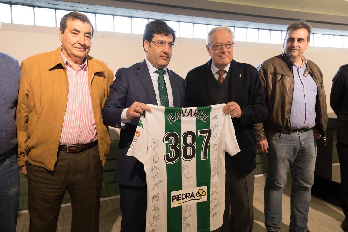 Las imágenes de José Luis Navarro, un mito del Córdoba CF que murió hace un año