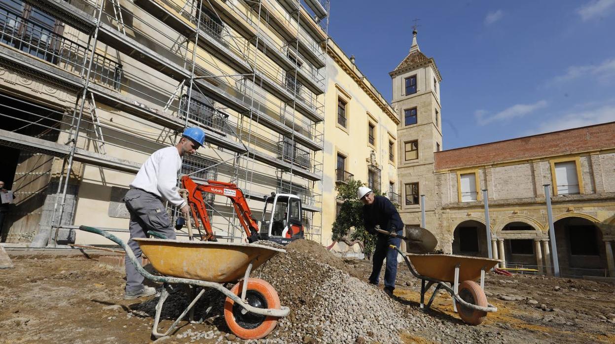 Las obras del Palacio Episcopal de Córdoba, en imágenes