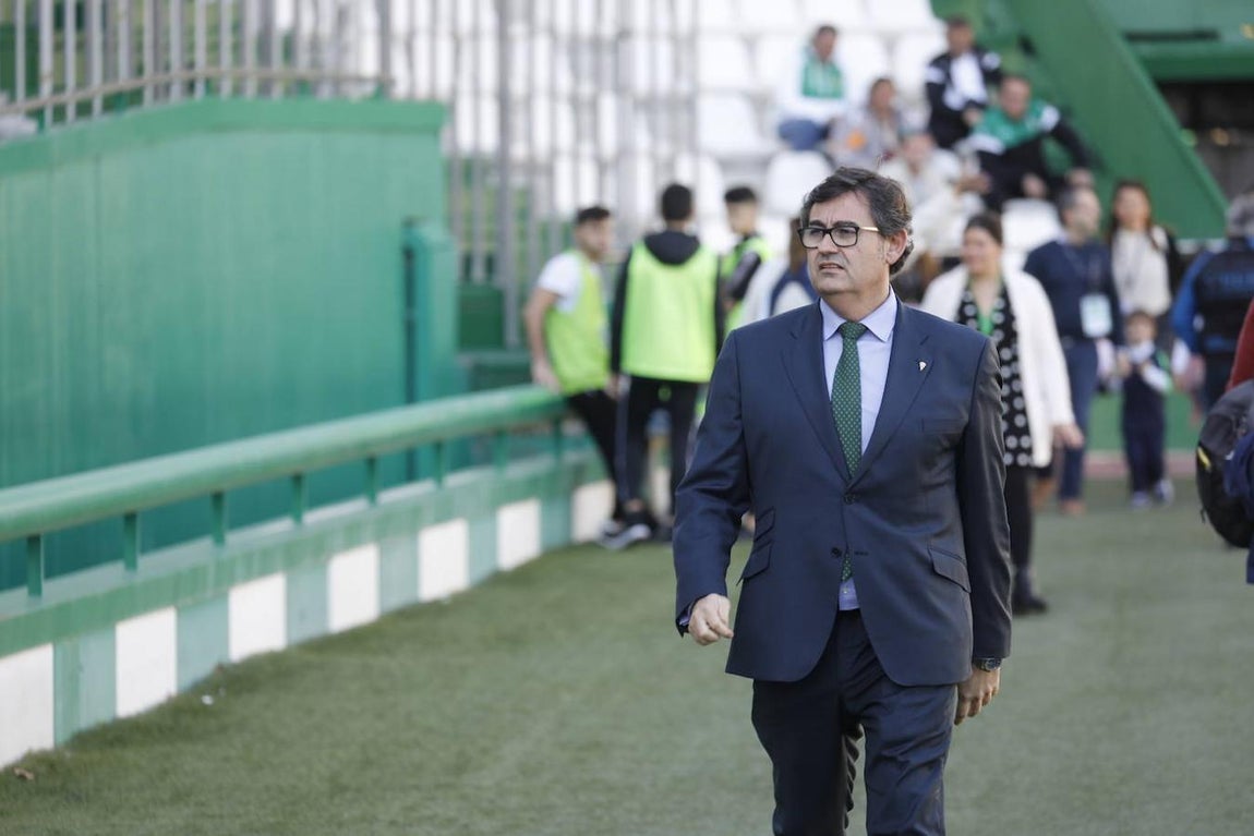 El ambiente en la grada del Córdoba-Yeclano, en imágenes