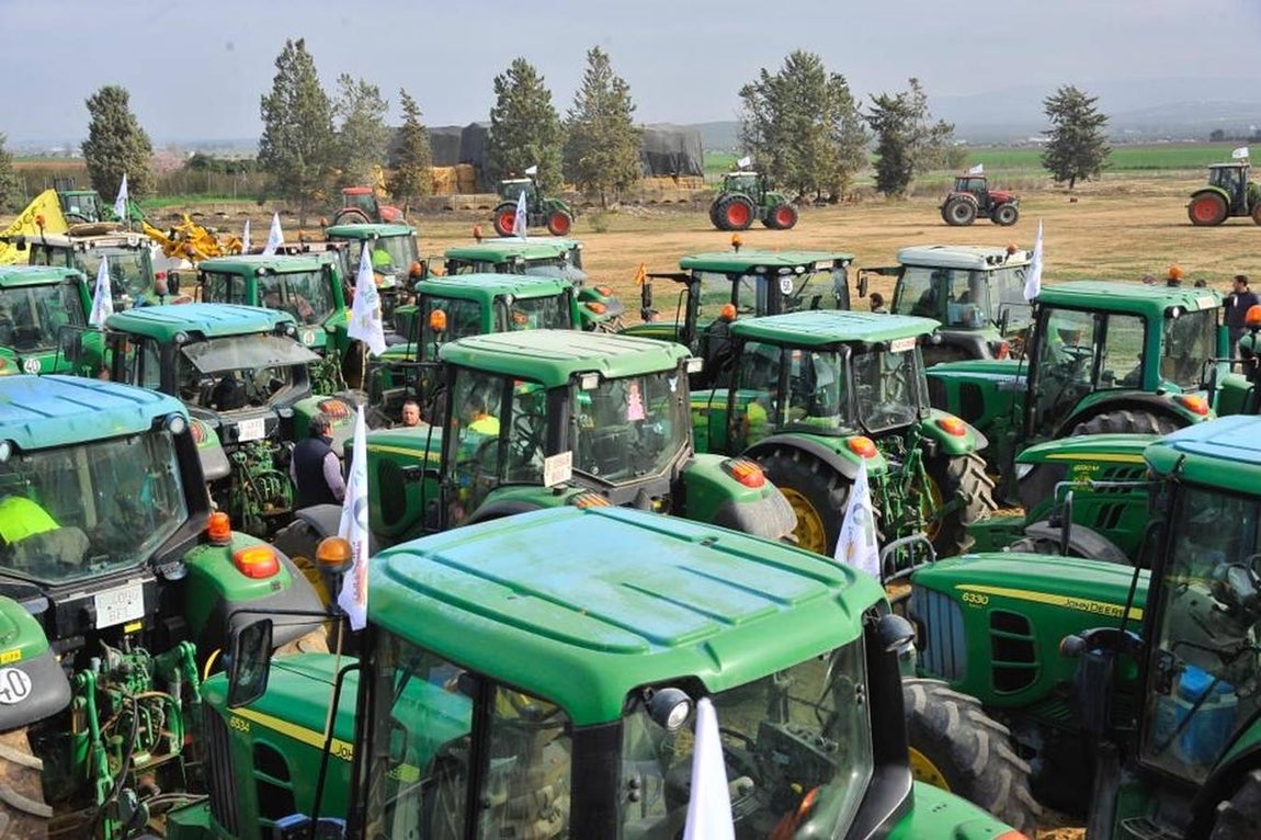 Las reivindicaciones de los agricultores en Málaga, en imágenes