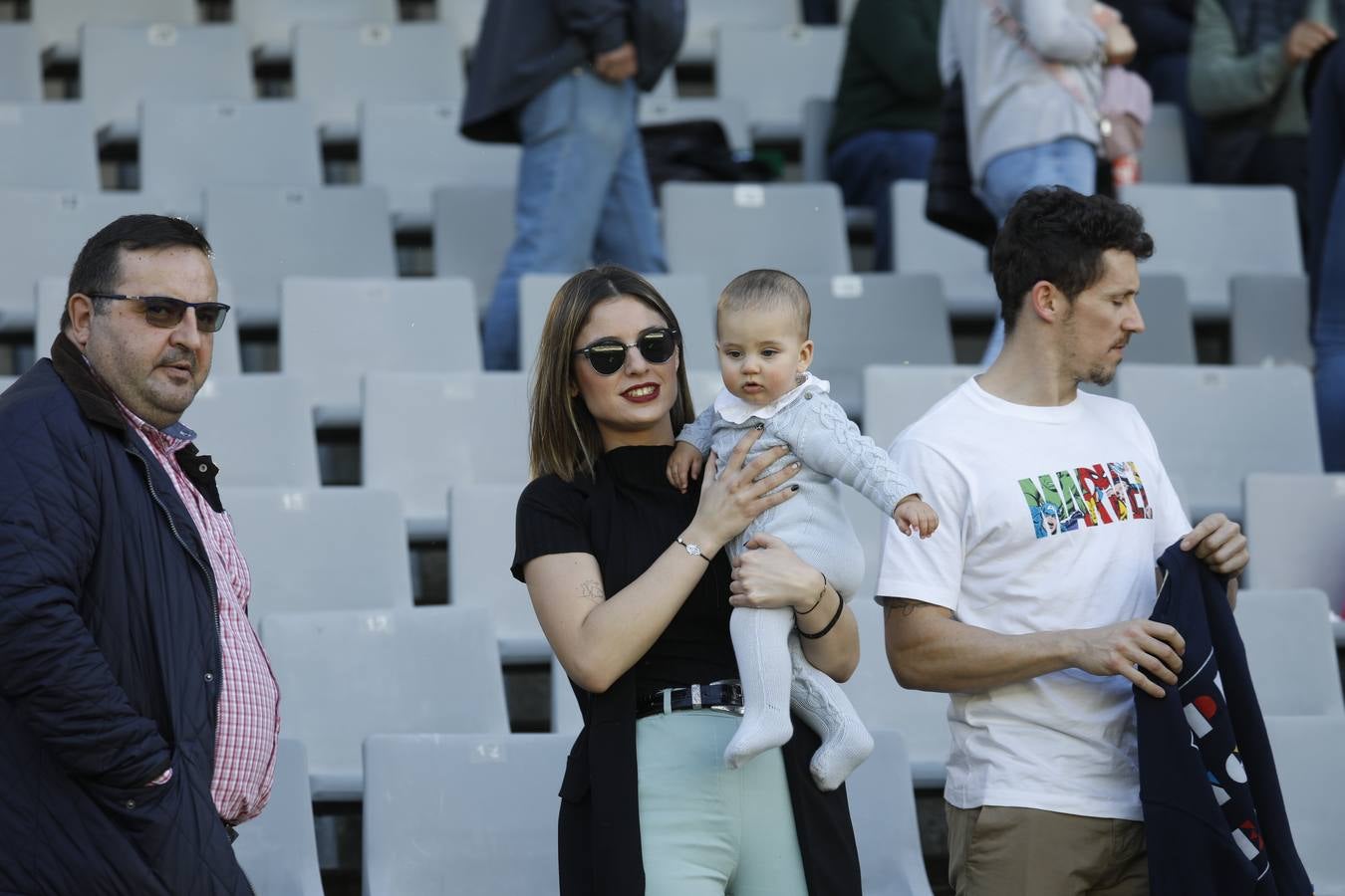 El ambiente en la grada del Córdoba CF-Cartagena, en imágenes