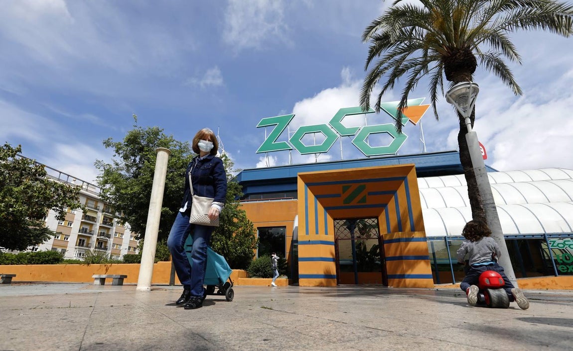 El barrio de Poniente de Córdoba durante el confinamiento, en imágenes