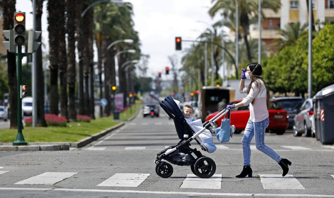 El barrio de Poniente de Córdoba durante el confinamiento, en imágenes