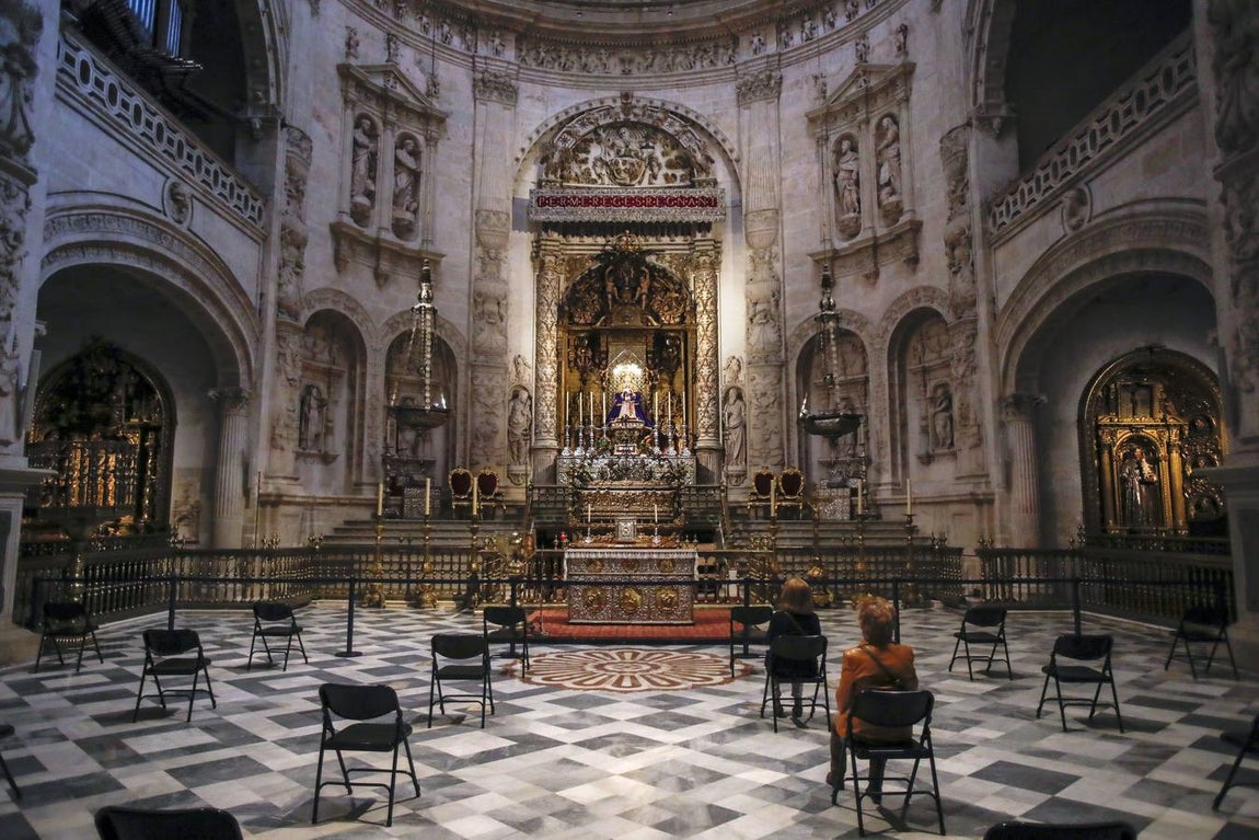 Primeras misas en la Catedral de Sevilla tras entrar en la fase 1 de la «desescalada»