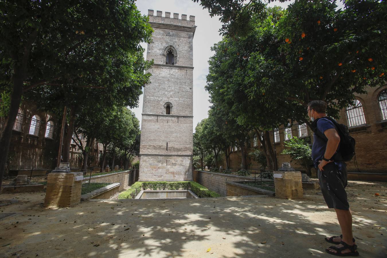 El Alcázar de Sevilla reabrirá sus puertas el lunes 15 de junio y el espacio cultural Santa Clara, este martes