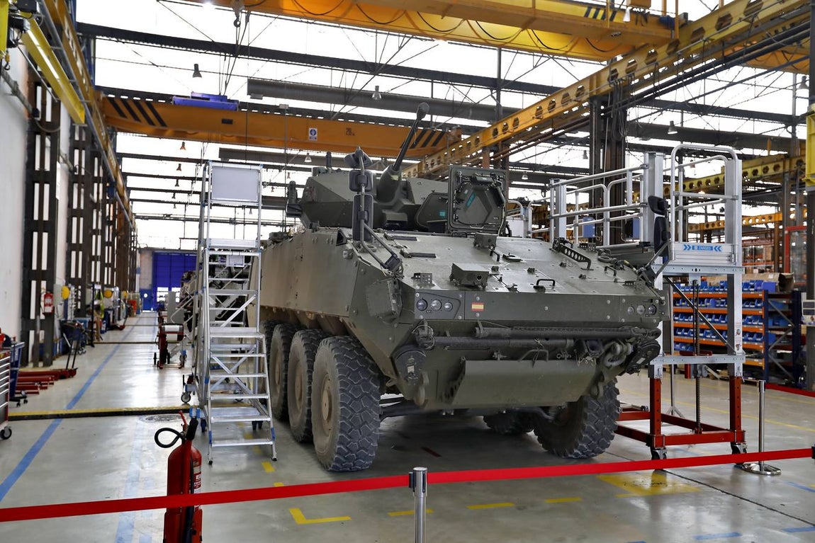 La fábrica de Santa Bárbara en Alcalá exhibe sus carros de combate