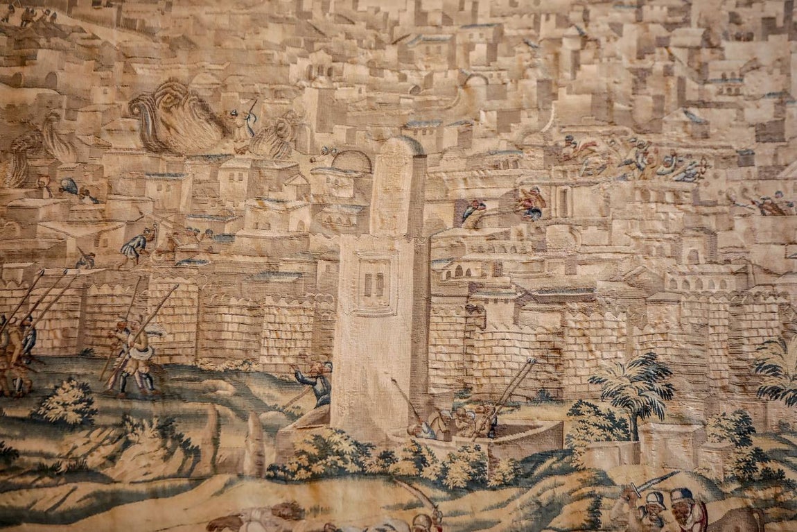 Vuelve a poder visitarse el Salón de los Tapices del Real Alcázar de Sevilla