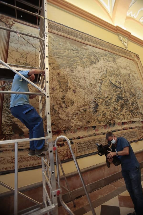 Vuelve a poder visitarse el Salón de los Tapices del Real Alcázar de Sevilla