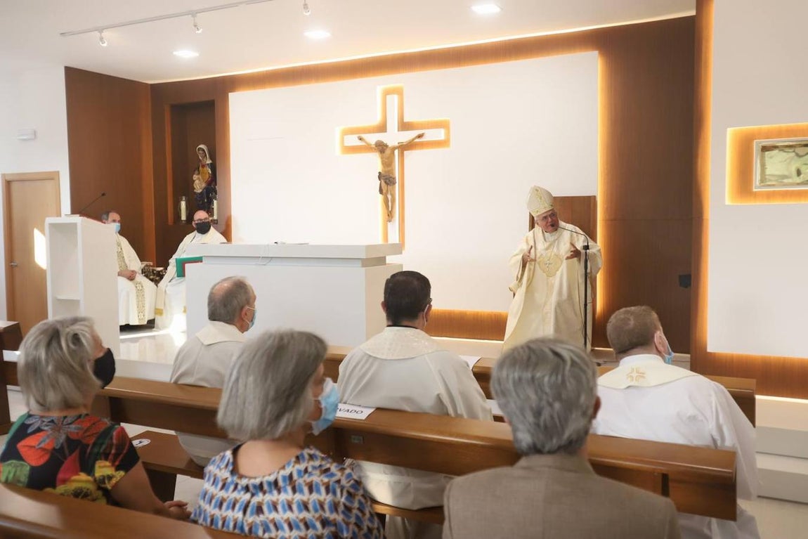La bendición de la nueva iglesia del Beato Cristóbal de Santa Catalina, en imágenes