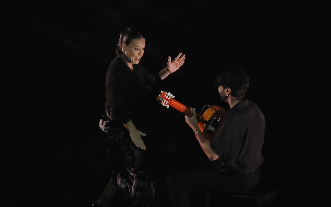 En imágenes, el arte de Rocío Molina en el Teatro Central