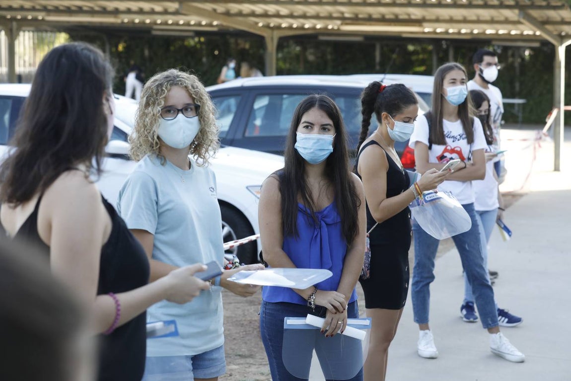 En imágenes, los test en la Escuela de Magisterio «Sagrado Corazón» de Córdoba