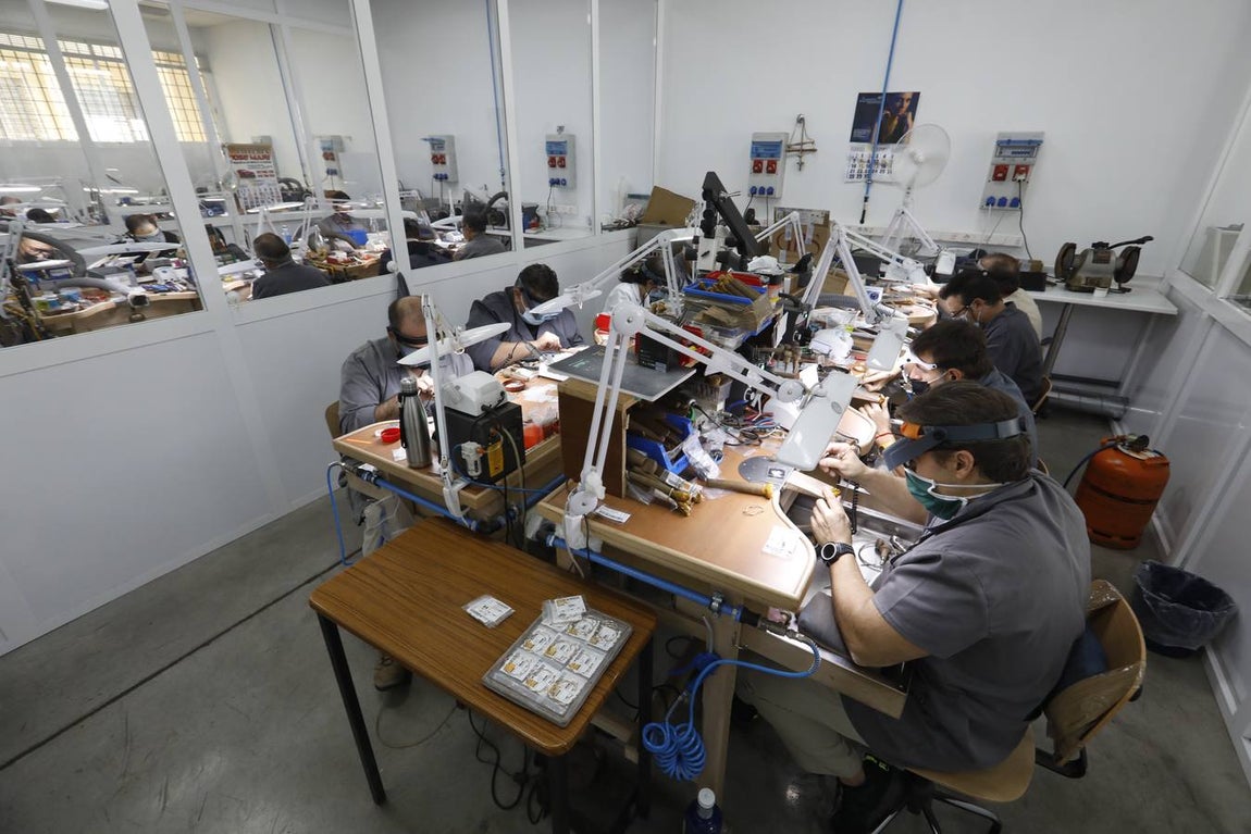 En imágenes, la inauguración en Córdoba de la empresa de joyería Facet