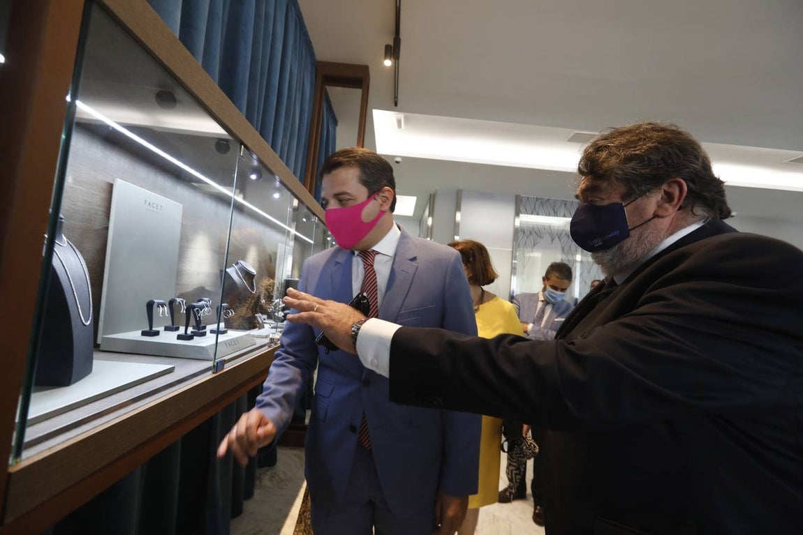 En imágenes, la inauguración en Córdoba de la empresa de joyería Facet