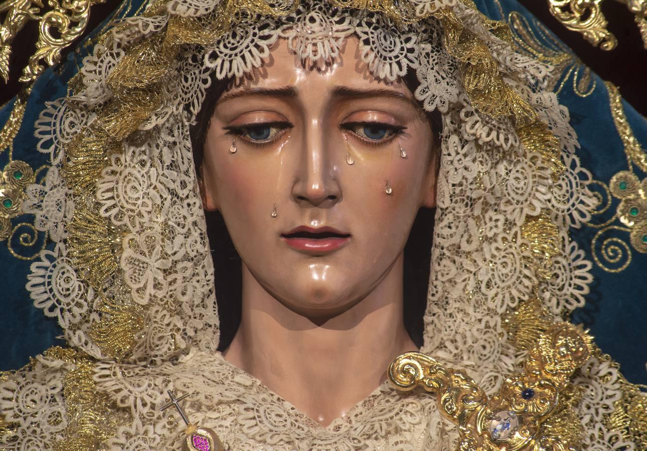 El «besamanos» de la Virgen de Consolación de la Sed