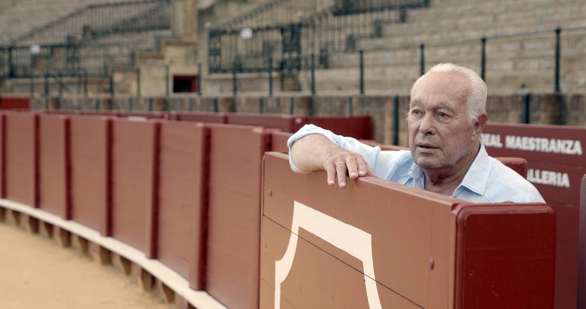El diestro Curro Romero en la Maestranza de Sevilla