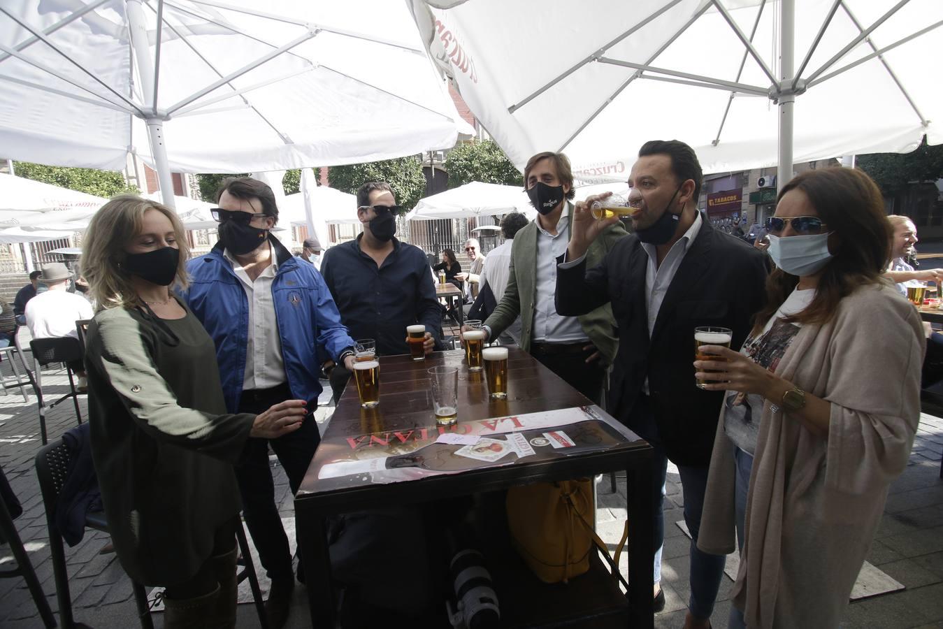 Los bares de Sevilla anuncian despidos masivos y cierres por la reducción horaria