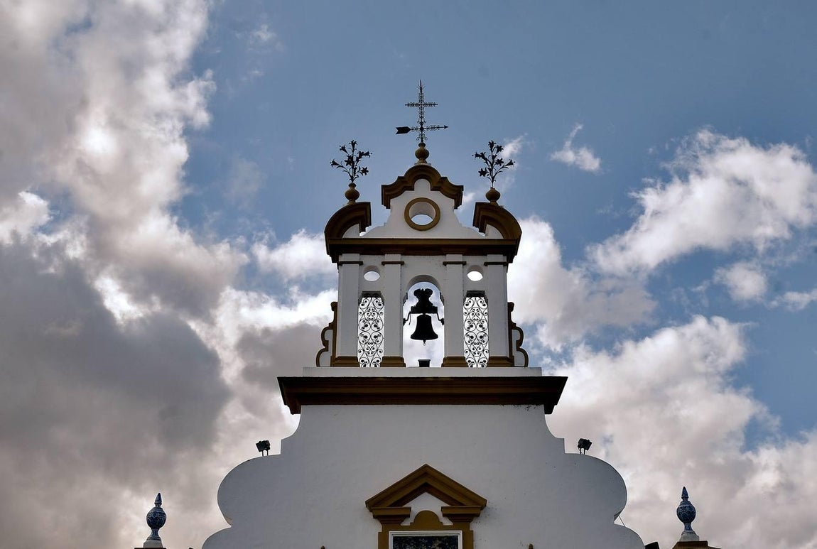 El fangueo deja impresionantes imágenes en Isla Mayor