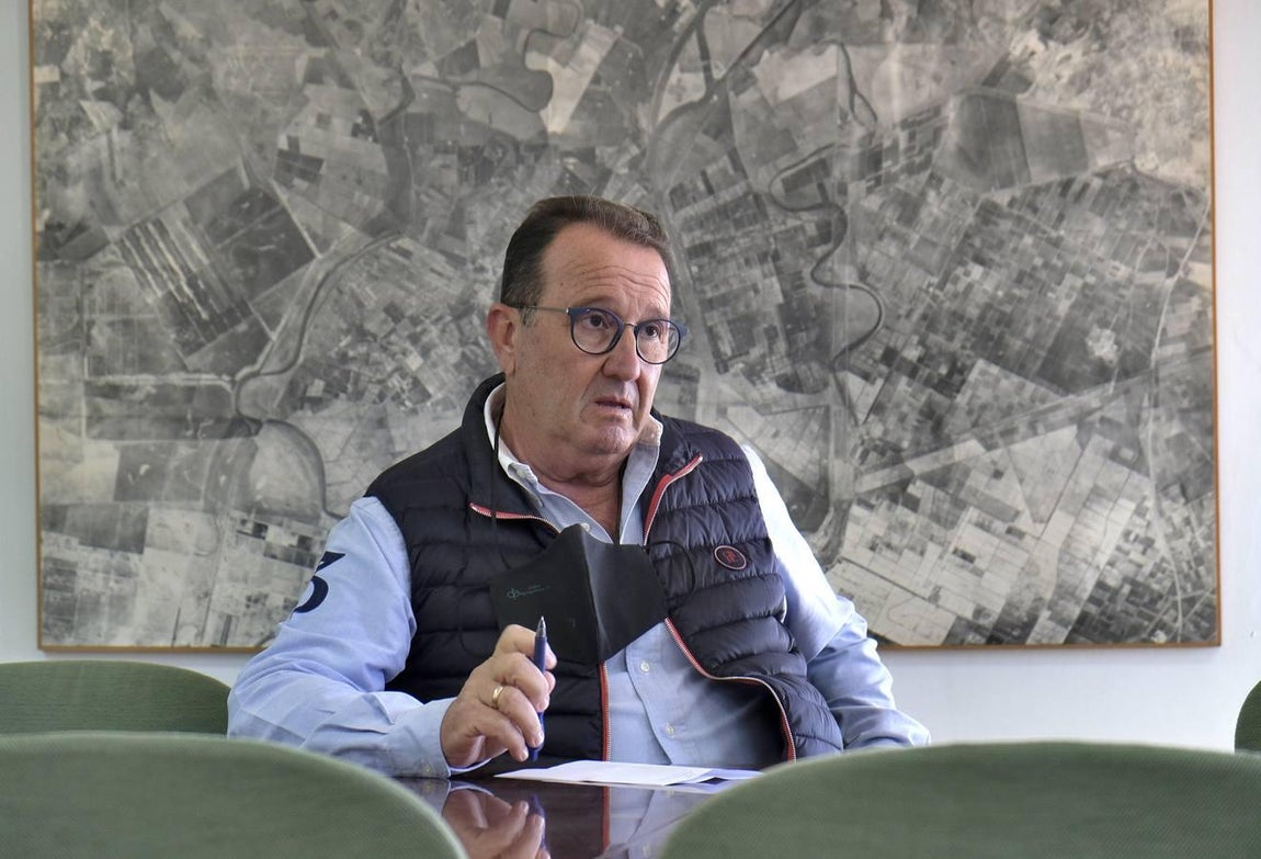 El fangueo deja impresionantes imágenes en Isla Mayor