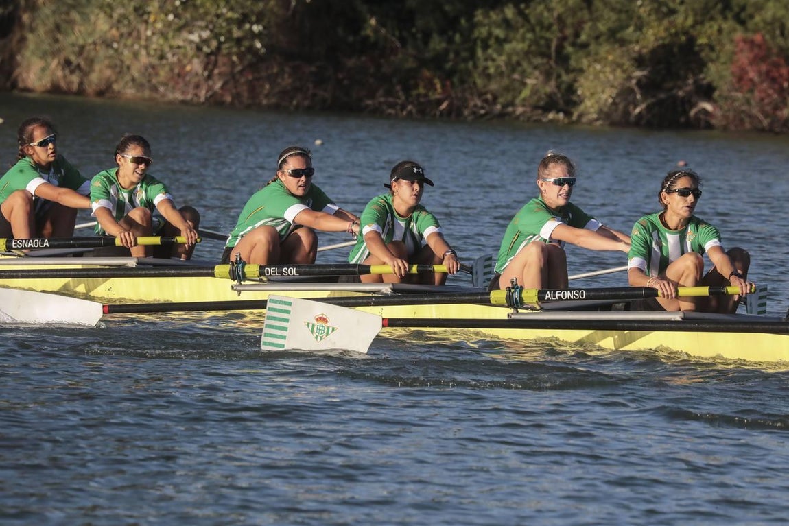 Victoria bética en la regata sevillana