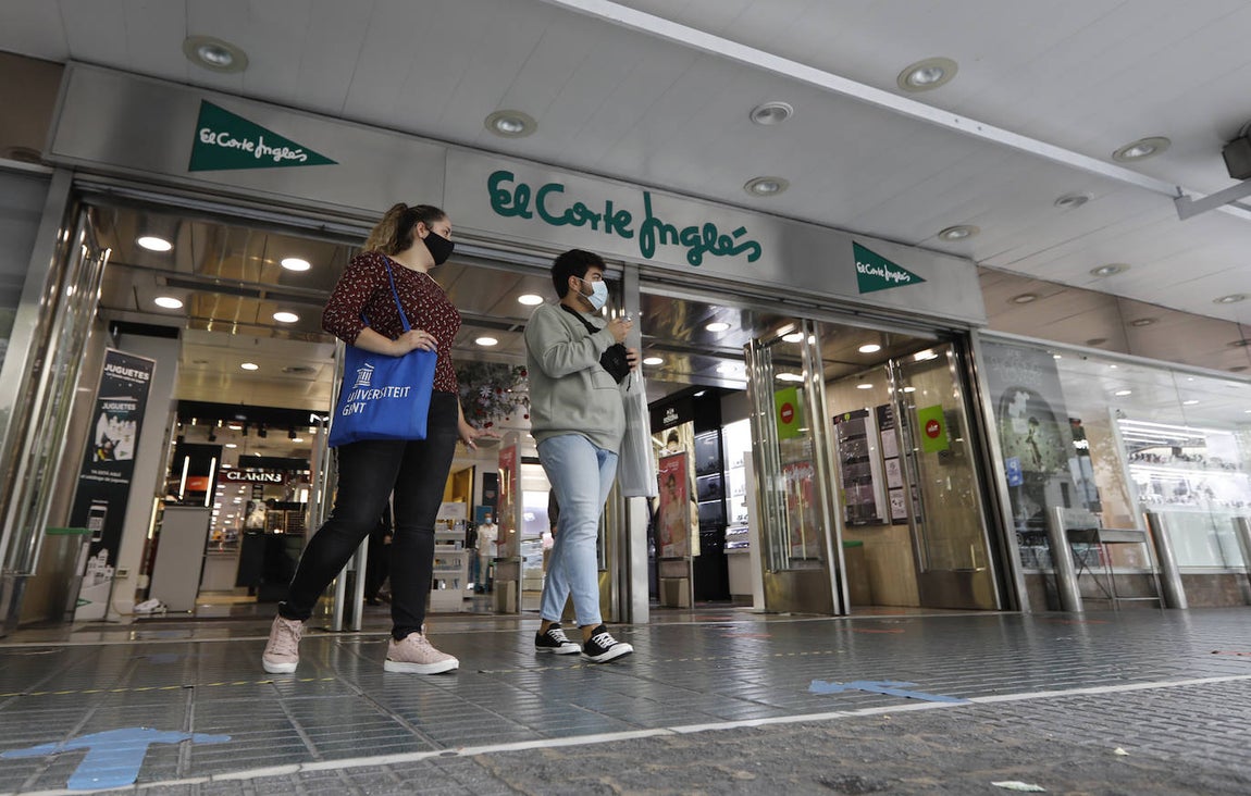 Las nuevas restricciones de la Junta de Andalucía en Córdoba capital, en imágenes