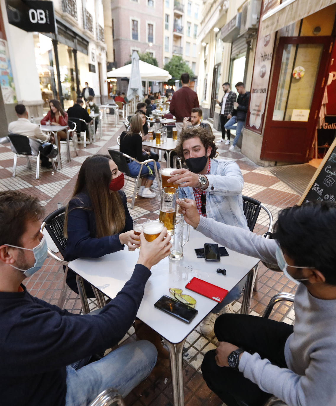 Las nuevas restricciones de la Junta de Andalucía en Córdoba capital, en imágenes