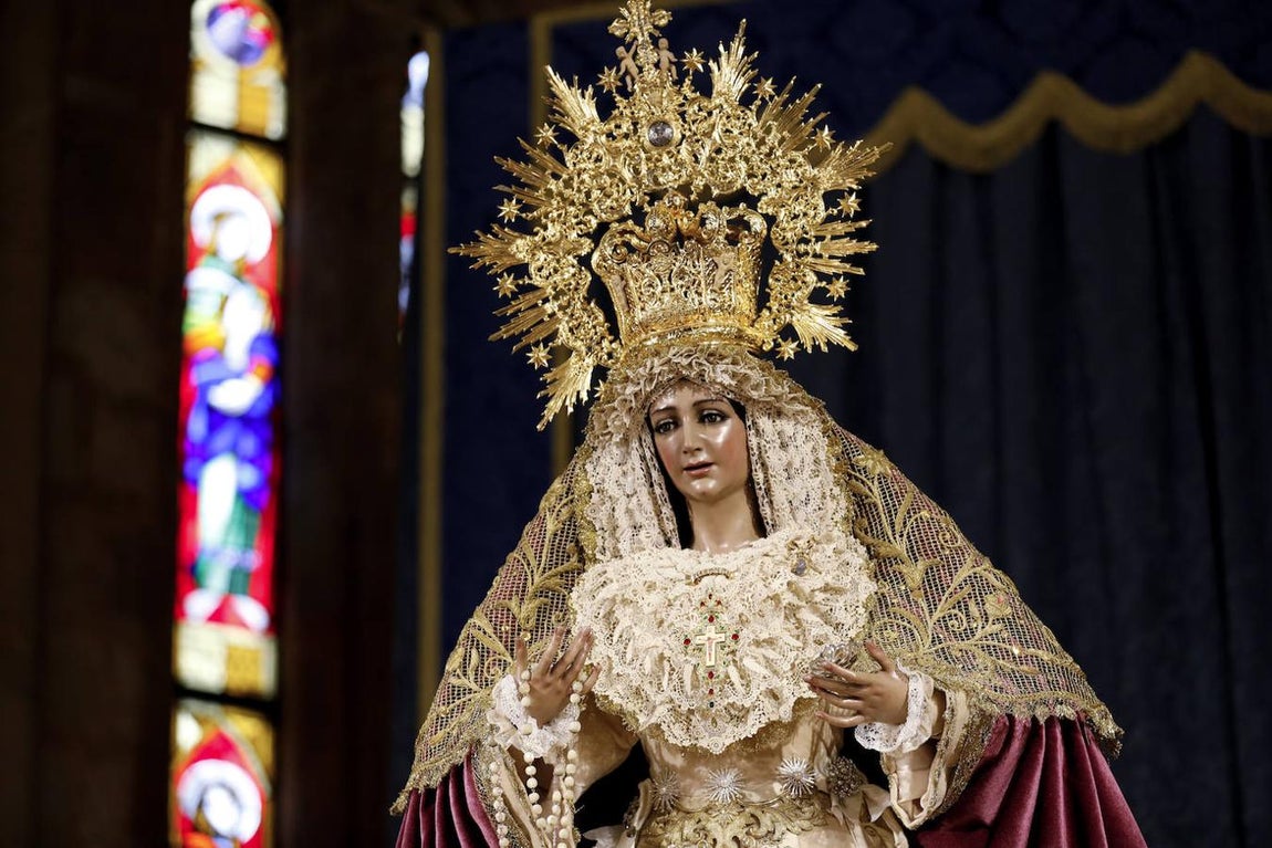 El día de la Inmaculada en los templos de Córdoba, en imágenes