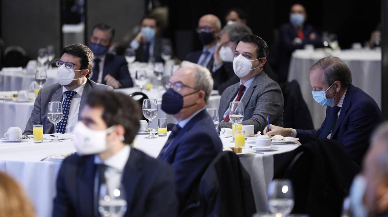 En imágenes, los asistentes a La Mirada Económica de ABC Córdoba