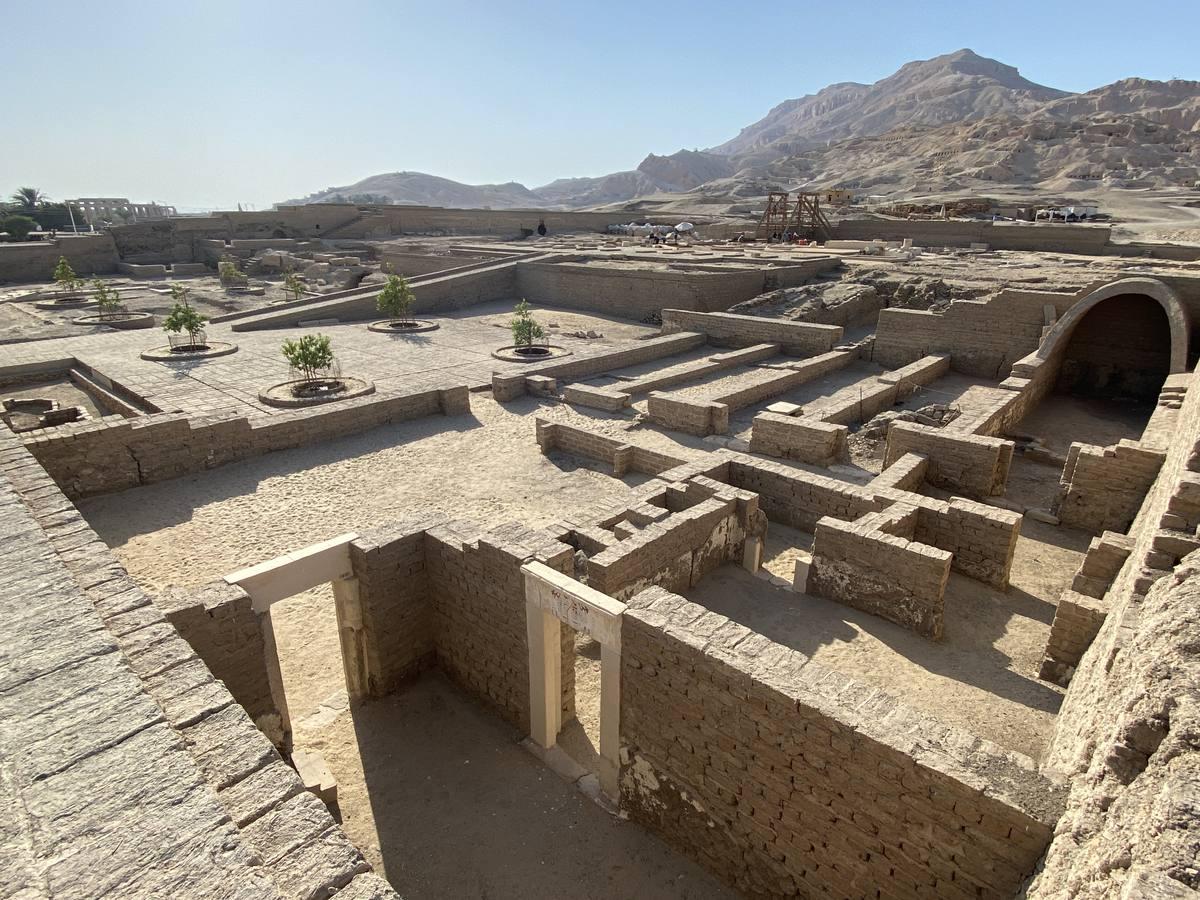 En imágenes, el proyecto arqueológico Tutmosis III temple, en Egipto