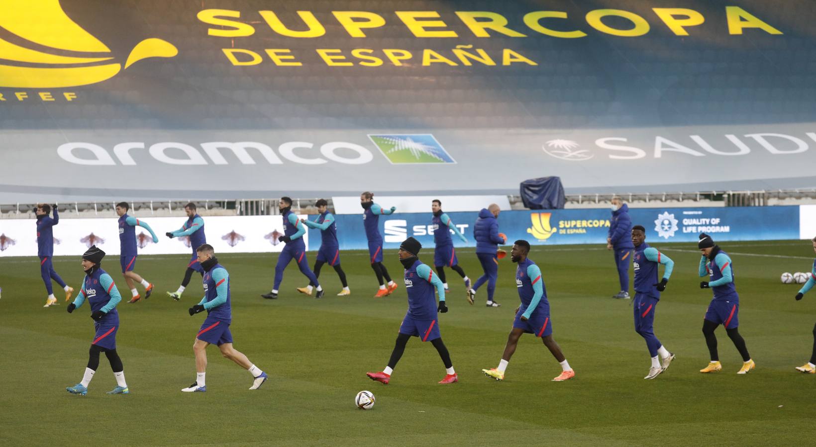 El entrenamiento del Barcelona en El Arcángel en Córdoba, en imágenes