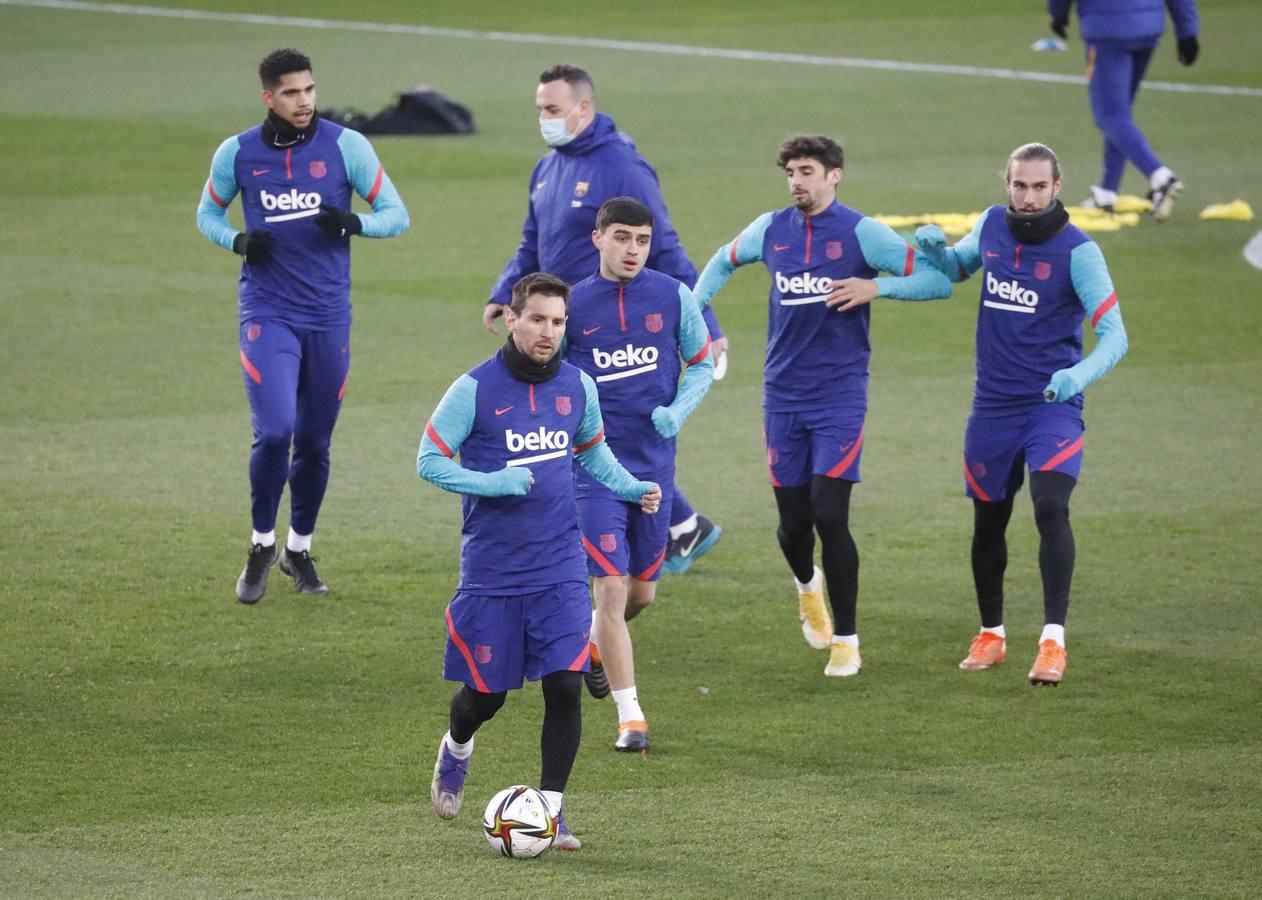 El entrenamiento del Barcelona en El Arcángel en Córdoba, en imágenes