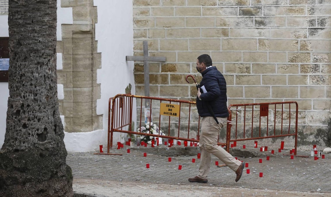 La vida cotidiana en Aguilar tras perder la cruz, en imágenes