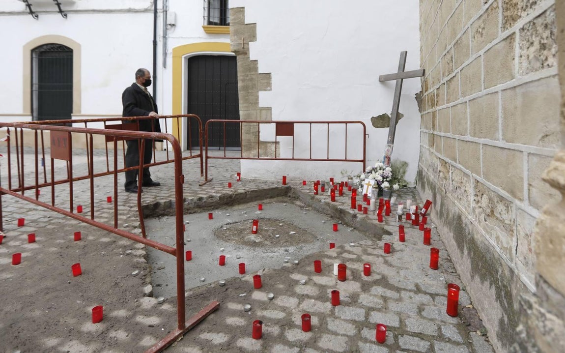 La vida cotidiana en Aguilar tras perder la cruz, en imágenes