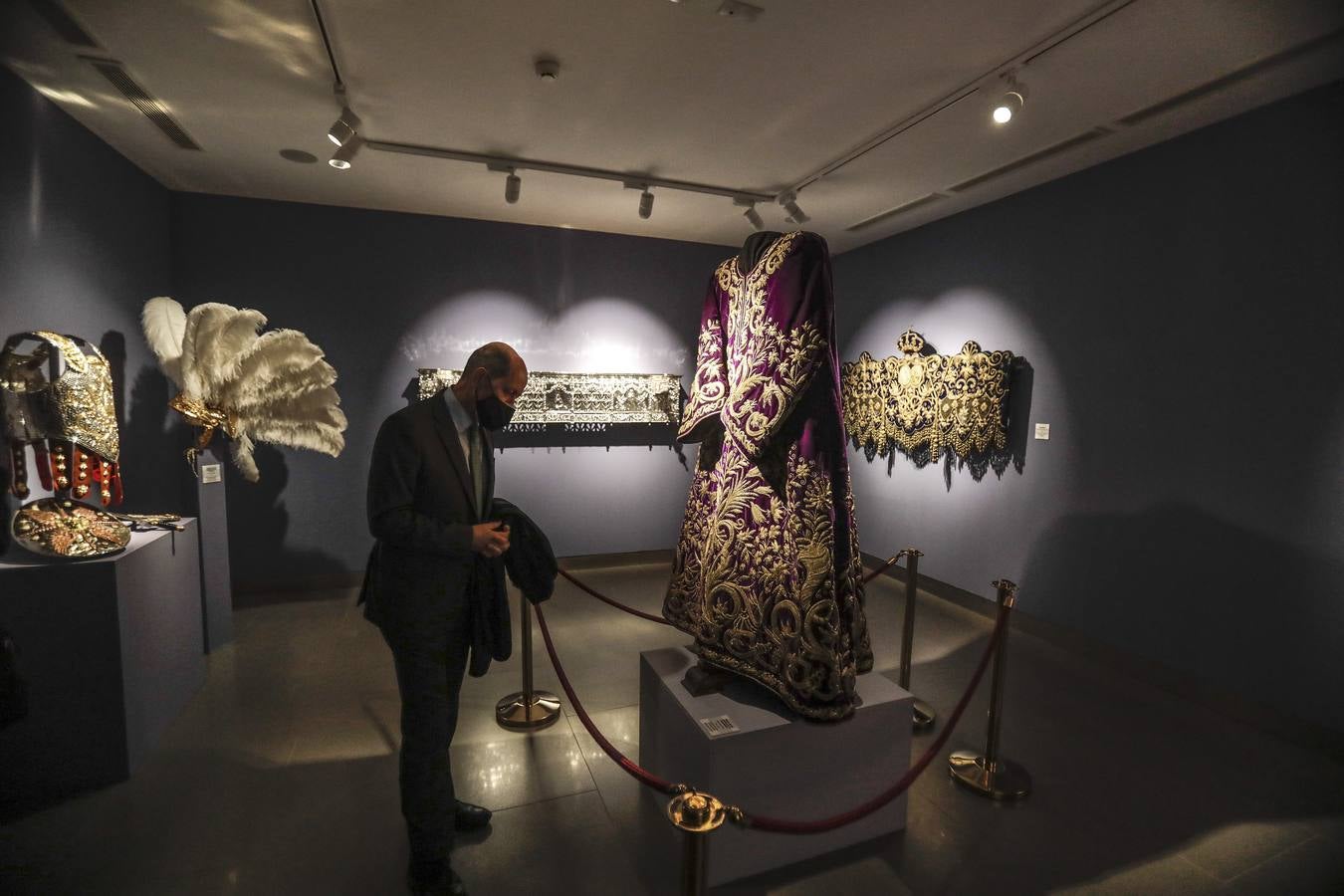 Así es la &#039;In nomine Dei&#039;, la mayor exposición de la historia de la Semana Santa de Sevilla